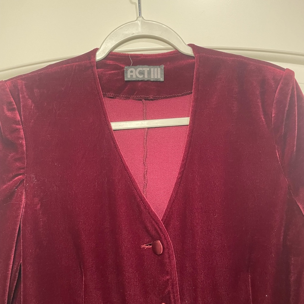 Women's Vintage 1980’s Act III Burgundy Velvet Blazer - Picture 5 of 5